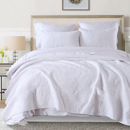 LuxeDream 3-Piece Bedding Set